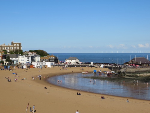 Sunny Sunday afternoon in Broadstairs